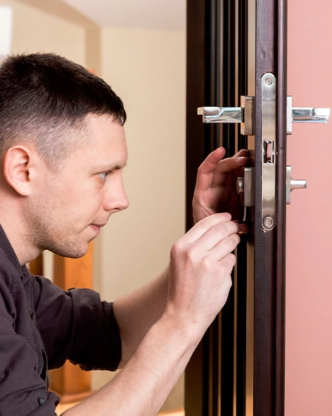 : Professional Locksmith For Commercial And Residential Locksmith Services in Hidden Valley Lake, CA